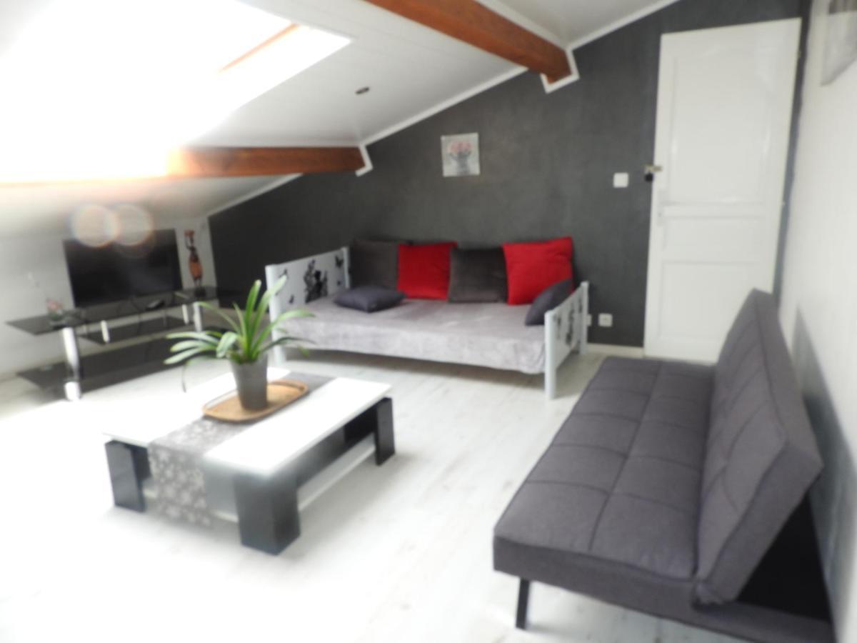 Appartement Mansarde Et Climatise 50 M2 Pompignan  외부 사진