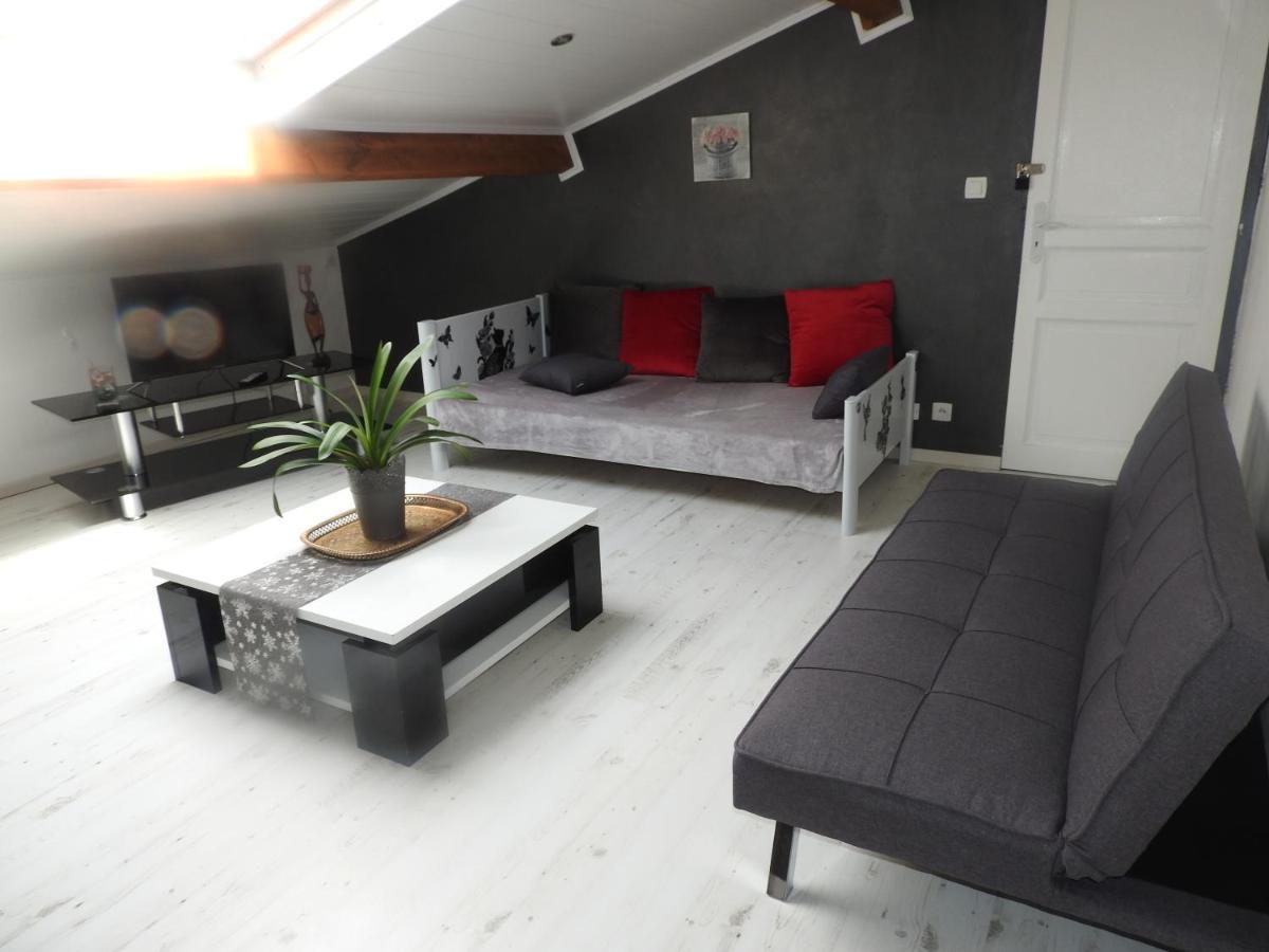 Appartement Mansarde Et Climatise 50 M2 Pompignan  외부 사진