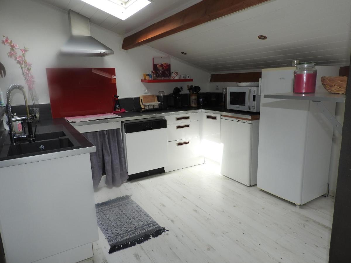 Appartement Mansarde Et Climatise 50 M2 Pompignan  외부 사진