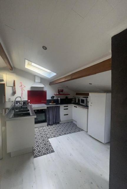 Appartement Mansarde Et Climatise 50 M2 Pompignan  외부 사진